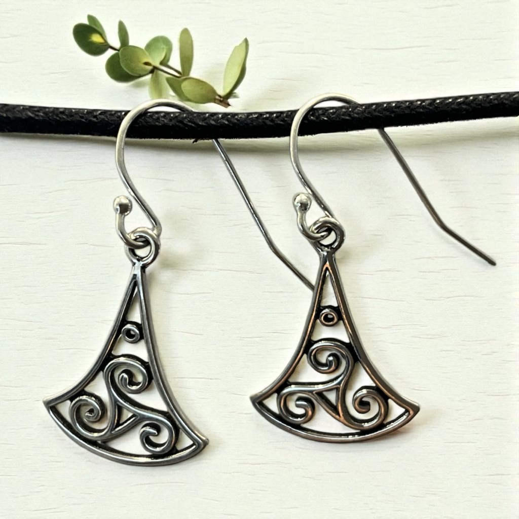 925 Sterling Silver Celtic Triskele Triple Spiral Dangle Earrings 49$